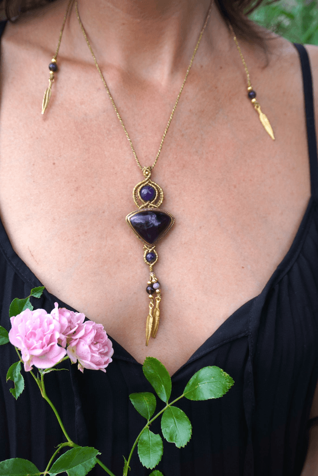 Collier ISIS